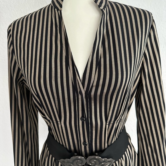 Alfani Black and Gold Blouse - Picture 2 of 9